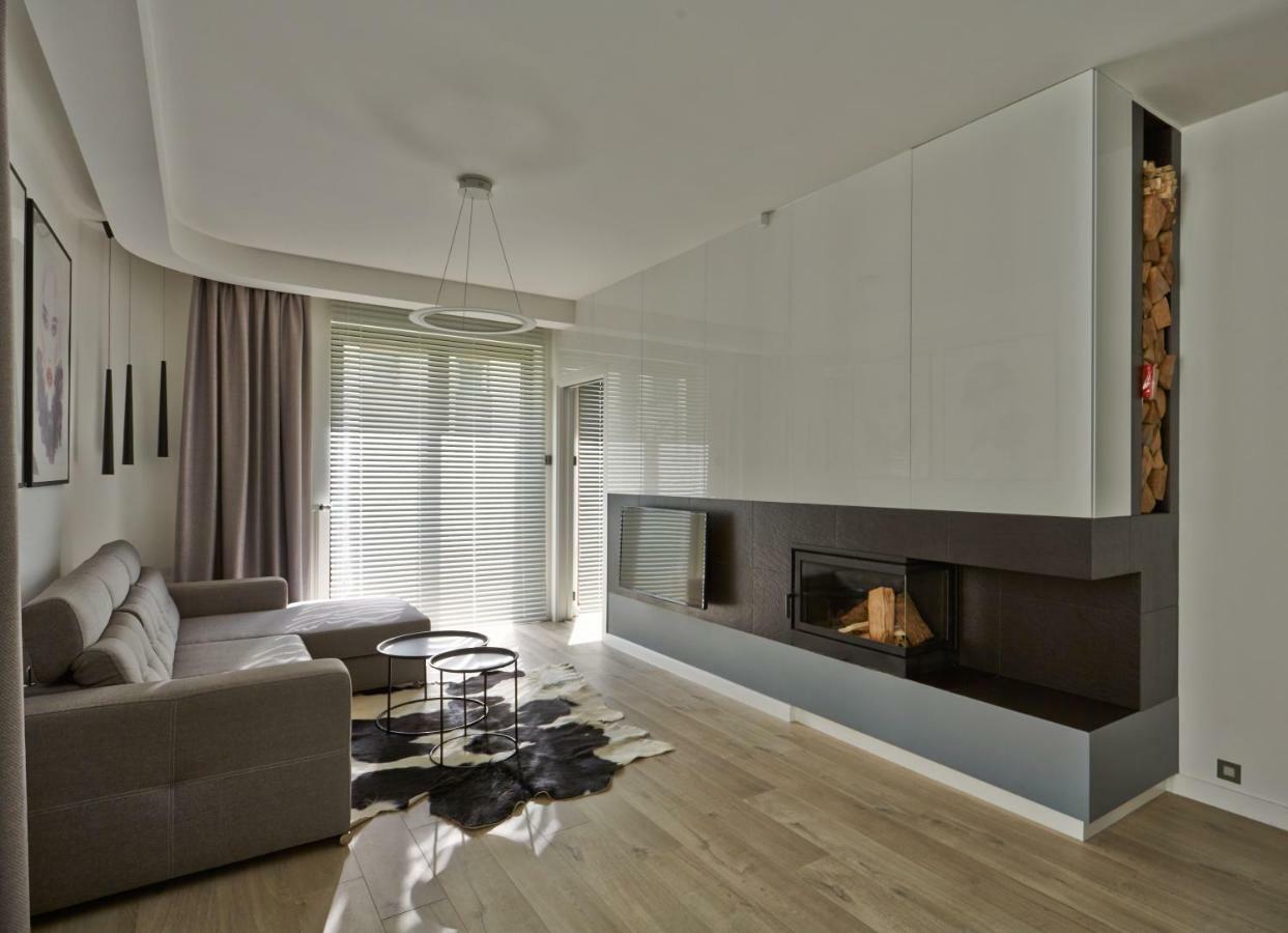 Apartament Baltica Z Ogrodkiem - W Ustronnym Miejscu Tuz Przy Plazy Rogowo  Buitenkant foto